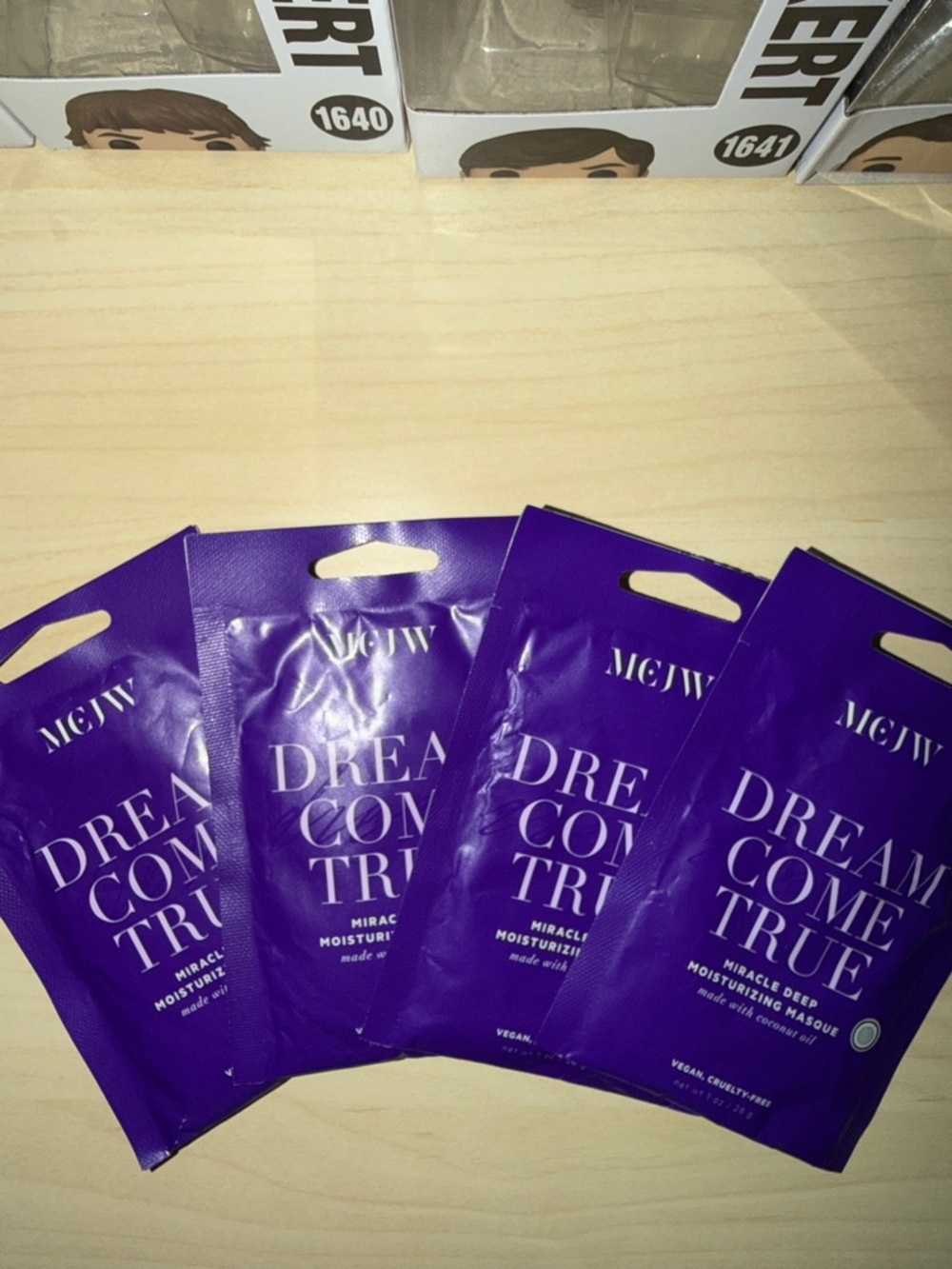 Set of (4) Moisturizing Hair Mask Sachets